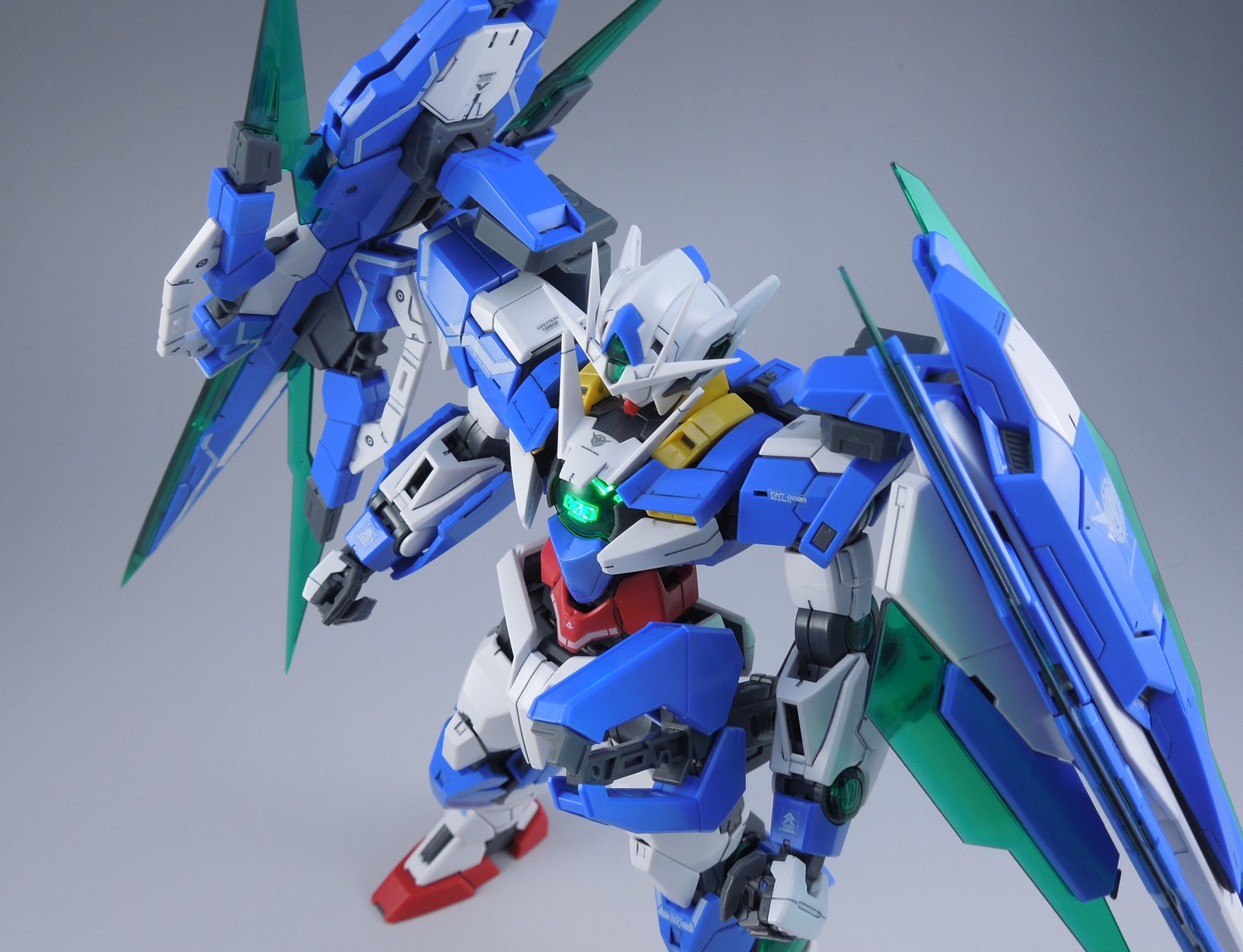 スタイリッシュシンプル ガンプラ MG 00クアンタフルセイバー