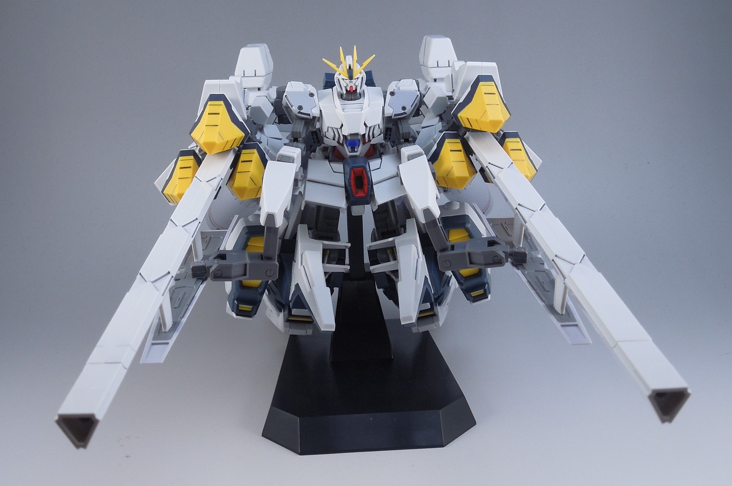 HGUC ナラティブガンダムA装備 塗装完成品 - プラモデル